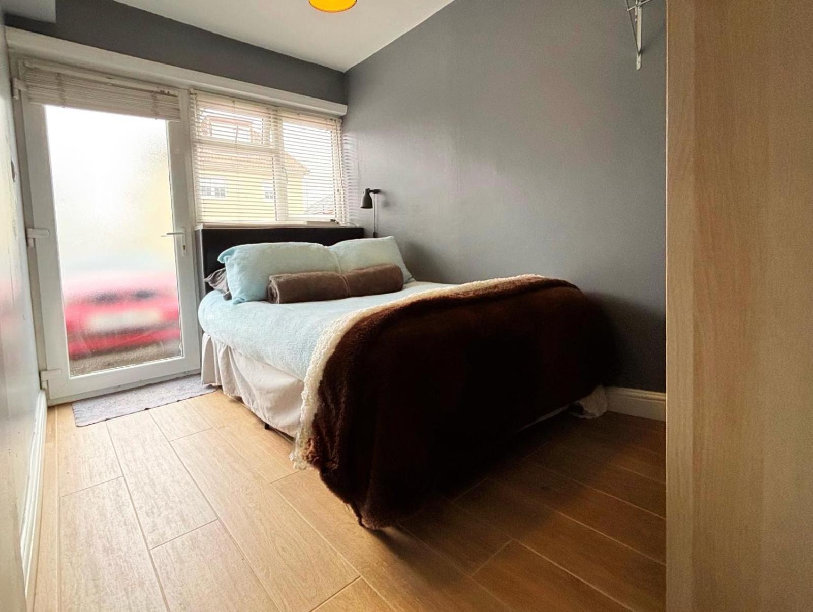 Shirley Apartments, Cozy Studio, Self Check In, 10 Min Drive To City Centre, Walking To Redbridge Train Station Southampton Zewnętrze zdjęcie
